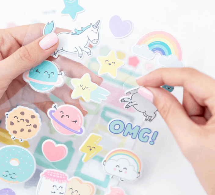 Hojas con pegatinas adhesivas